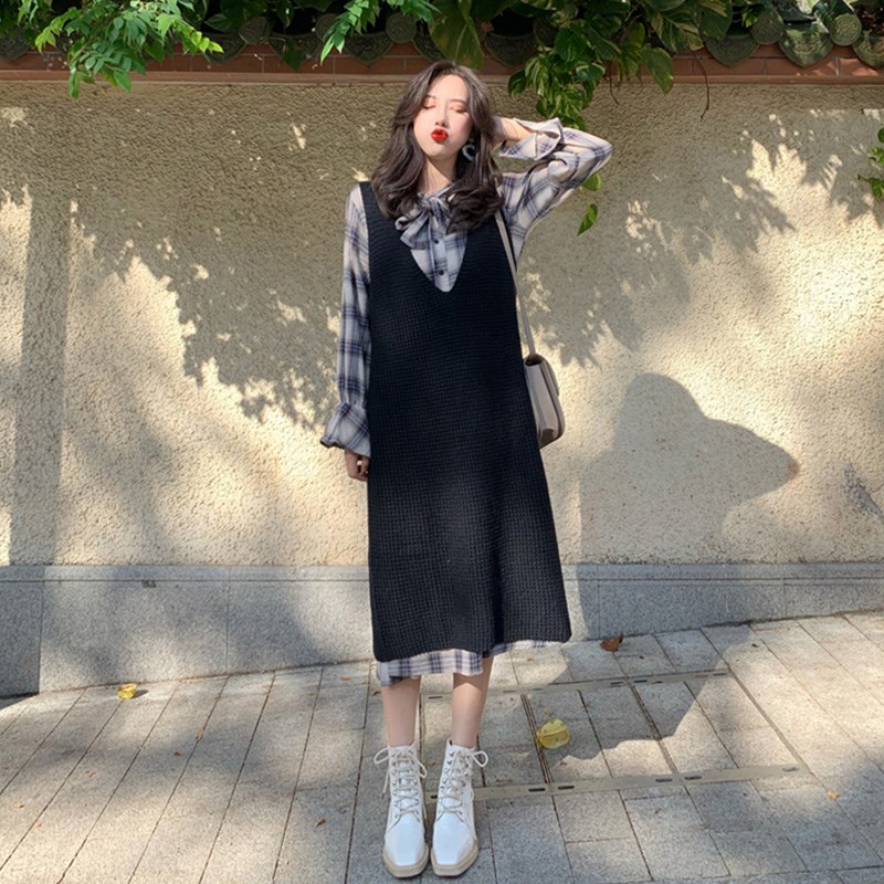 哺乳衣外出辣妈款哺乳衣服母乳遮挡喂奶连衣裙上衣秋装Y春秋孕妇