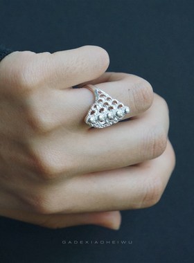 呷的小黑屋纯银戒指990彝族民族风纯手工精致百搭日常女戒指闺蜜