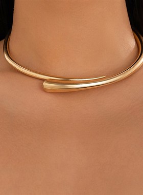 弹簧卡扣式光面环形项圈女 潮时尚小众设计感模特T台走秀配饰品夏