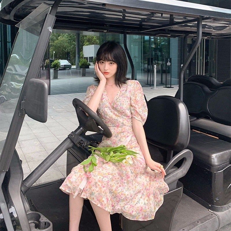 2022夏季新款韩版女装V领碎花连衣裙女学生长款油画裙系列裙子潮