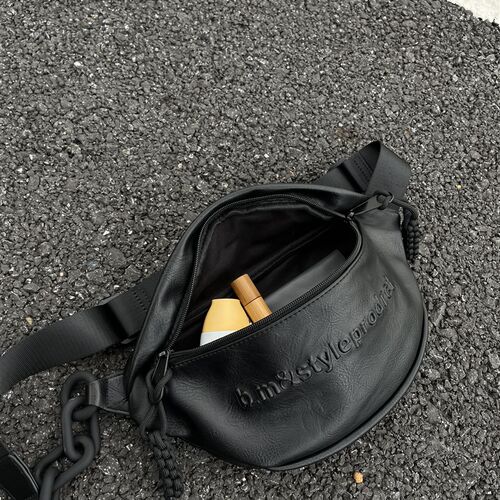 左千户包时尚百搭男款胸包斜挎包大容量防水设计感小众通勤包腰包
