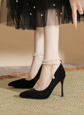 黑色气质高跟鞋女细跟p不累脚小码珍珠脚环绒面单鞋41-43大码女鞋
