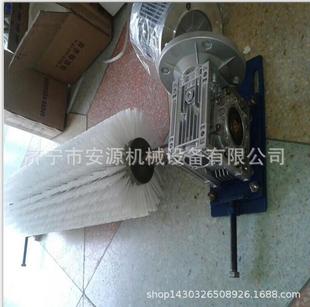 矿山电动毛刷清扫器电动机毛刷辊被动滚刷清扫器