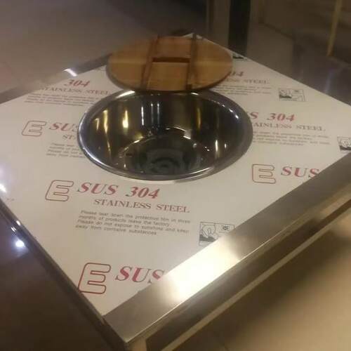 跨境地锅台炖鸡炖鸭炖鱼不锈钢餐桌厂家供货