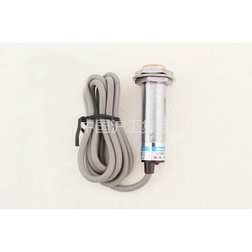 沪工电容式接近开关 CT5-S18-3E1 E2 F1 F2 Y1 Y2 传感器