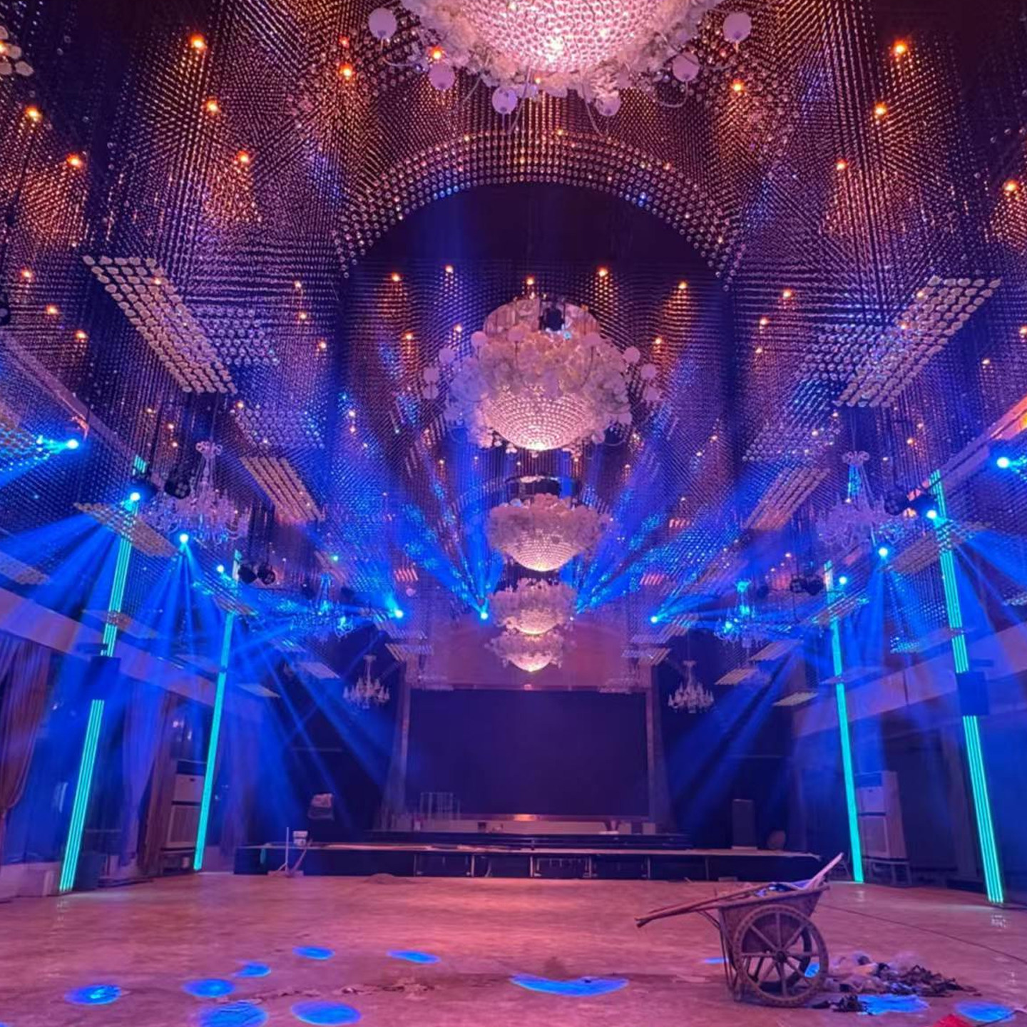 定制婚宴厅灯具婚礼堂水晶吊灯婚庆宴会厅装饰灯艺术造型水晶灯