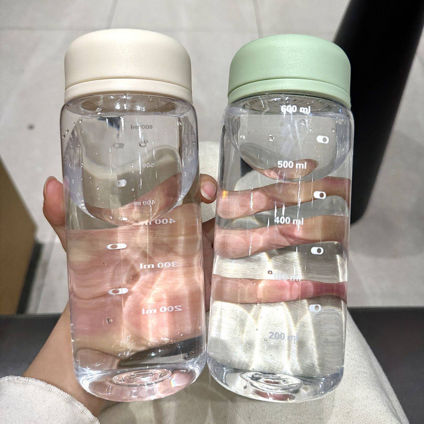 女生ins爆款塑料杯子高颜值耐高温带茶隔学生便携简约随手水杯