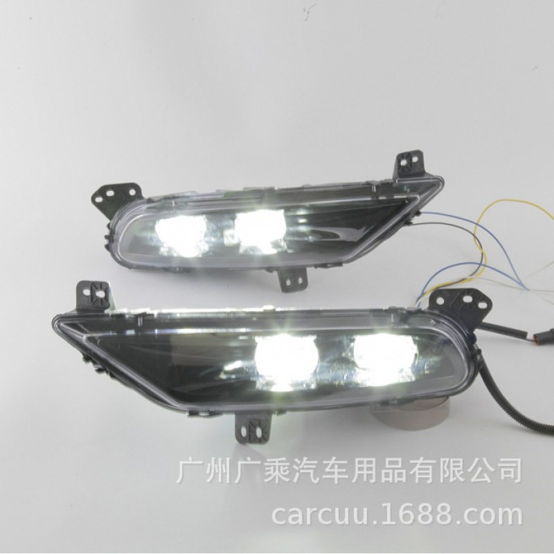 适用于15-20款克莱斯勒300C雾灯led日行灯格栅框led雾灯总成