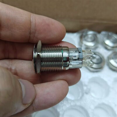 金属外壳平面型按钮开关 带灯复位型 LA128-16A-P11D