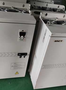 议价JACT变频器成色漂亮 200KW 1台 132 2台 5