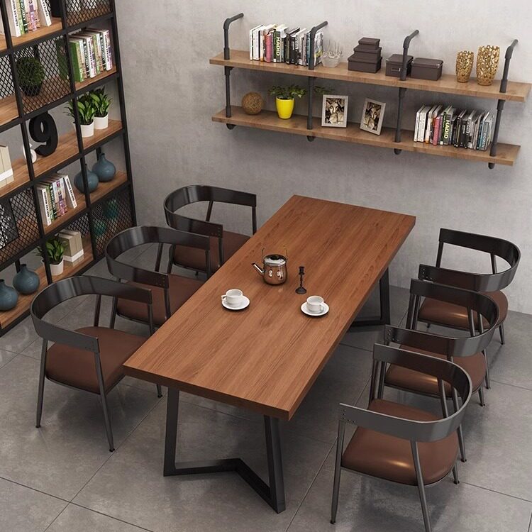 复古小酒馆工业风酒吧咖啡烧烤店餐馆主题西餐厅实木餐桌桌椅组合