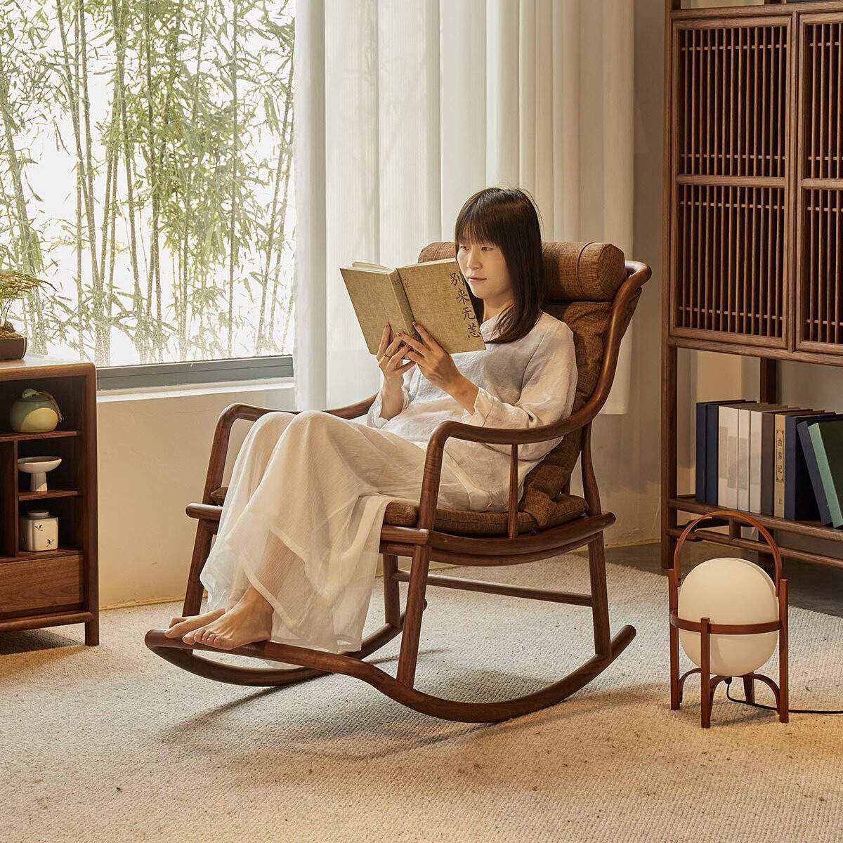 新中式全实木摇摇椅大人阳台午休懒人靠背沙发黑胡桃木休闲式摇椅