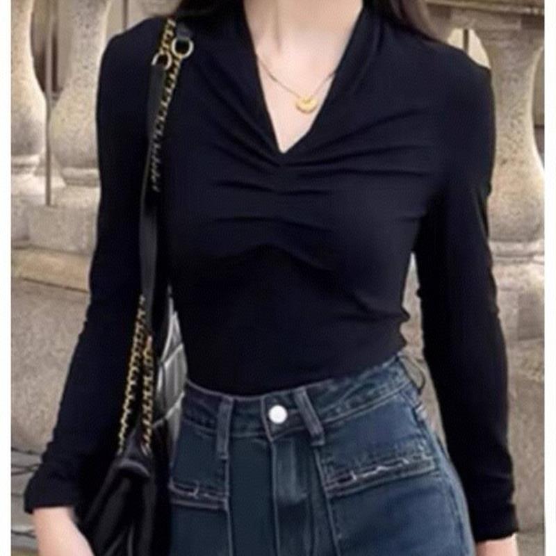 安迪绒春秋新款修身内搭打底衫女时尚百搭V领褶皱长袖针织衫上衣