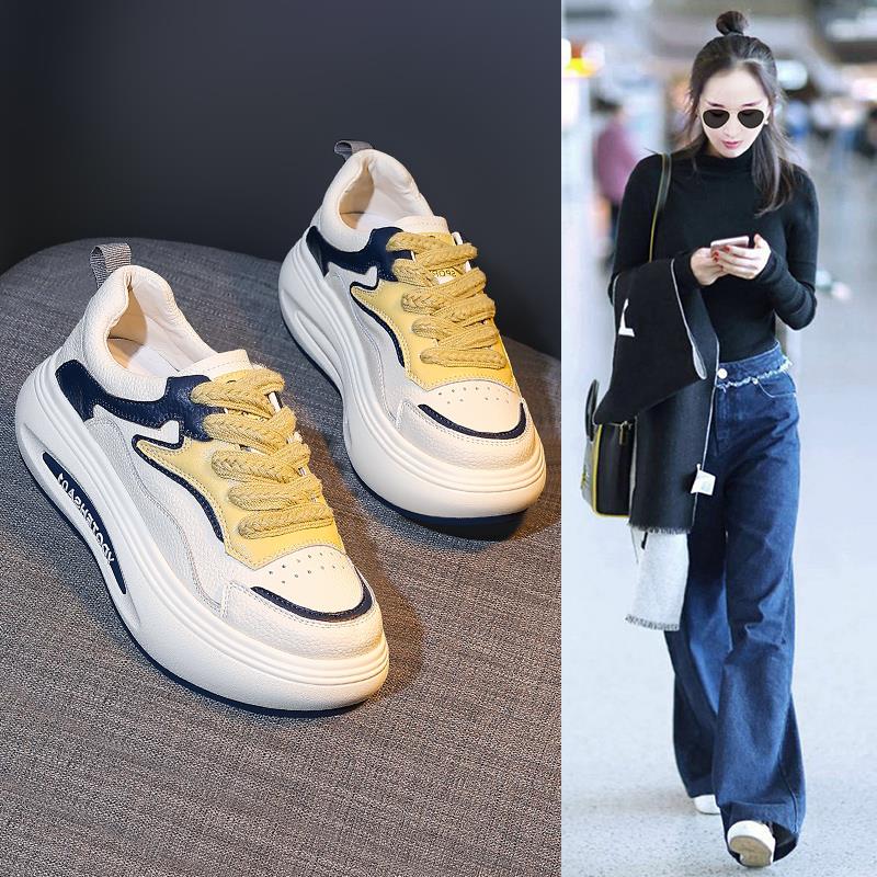 香港真皮厚底小白鞋女2025年夏季新款百搭松糕板鞋小众内增高女鞋