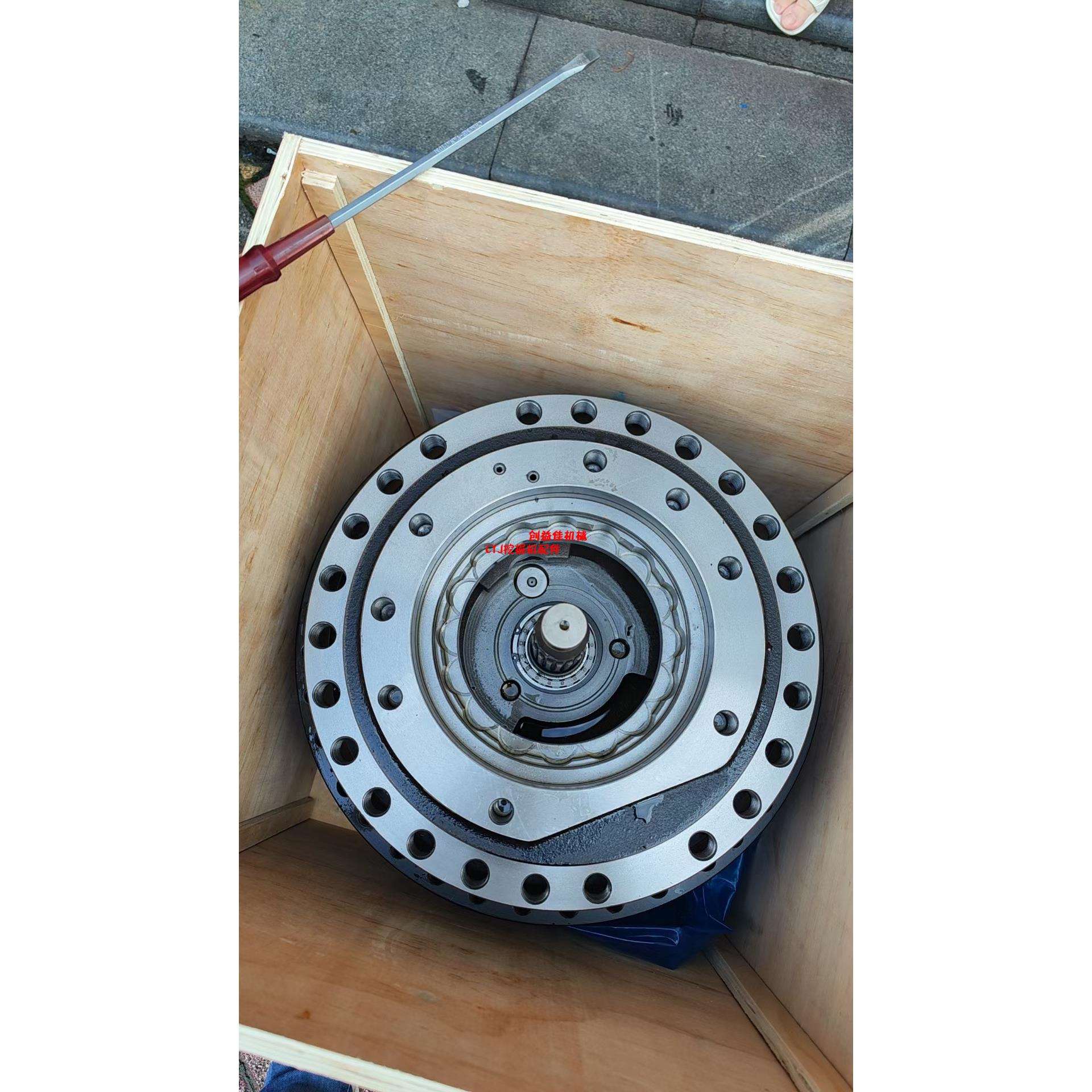 挖机行走牙箱 DH370 DX380LC行走齿轮减速箱 K1033688