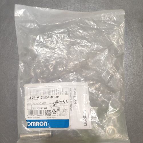 接近开关E2B-M12KS04-M1-B1E2B-M12KS04-M1-C1E2B-M12KS02-M1-B1