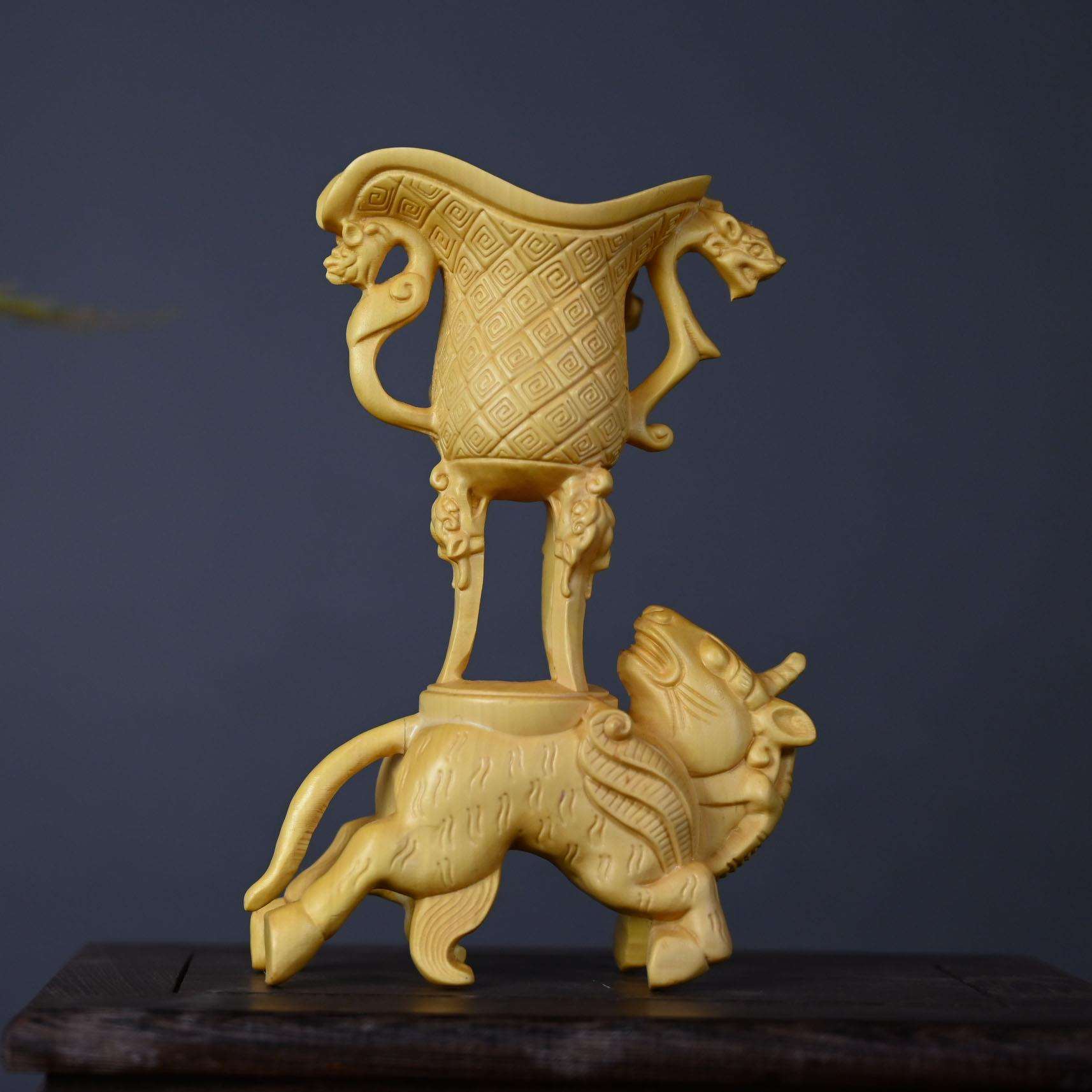 黄杨木瑞兽酒杯摆件 木雕器皿中式古典摆饰家居办公木质工艺品