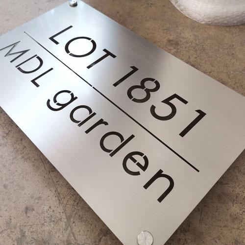 创意定制门牌号i别墅镂空铁招牌金属挂牌个性室外家用艺店铺数字