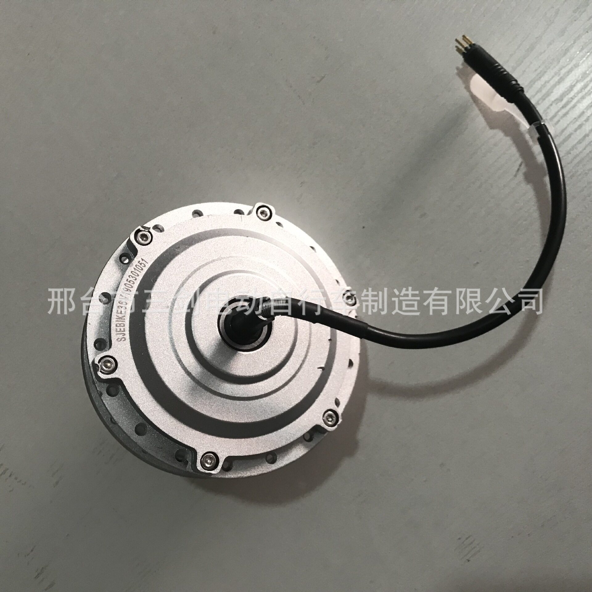 自行车电机36v350w电动助力车电机山地车助力车电机