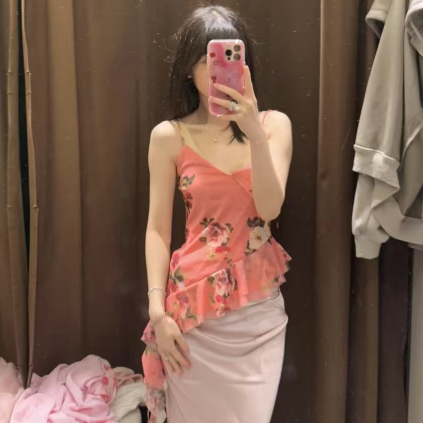 海边度假印花不对称吊带