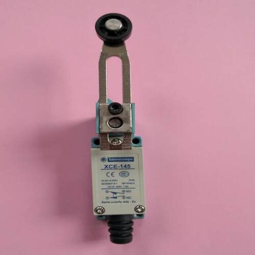XCE-145 电气限位开关 AC220V
