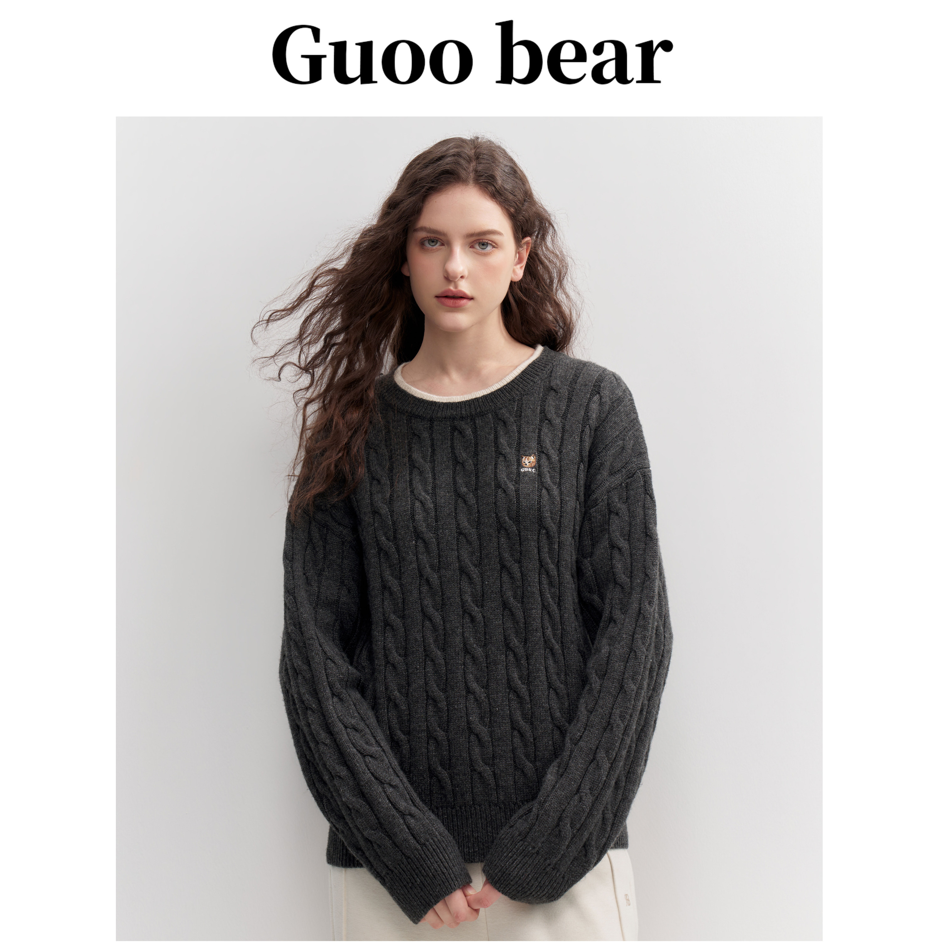 Guoobear古家小熊绞花毛衣女2026秋季撞色圆领慵懒麻花针织上衣