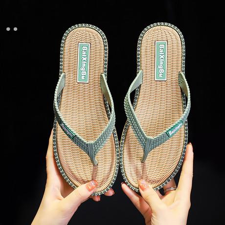 平跟人字拖鞋女黑色新款百搭夹脚沙滩鞋网红外穿夏季休闲时尚防滑