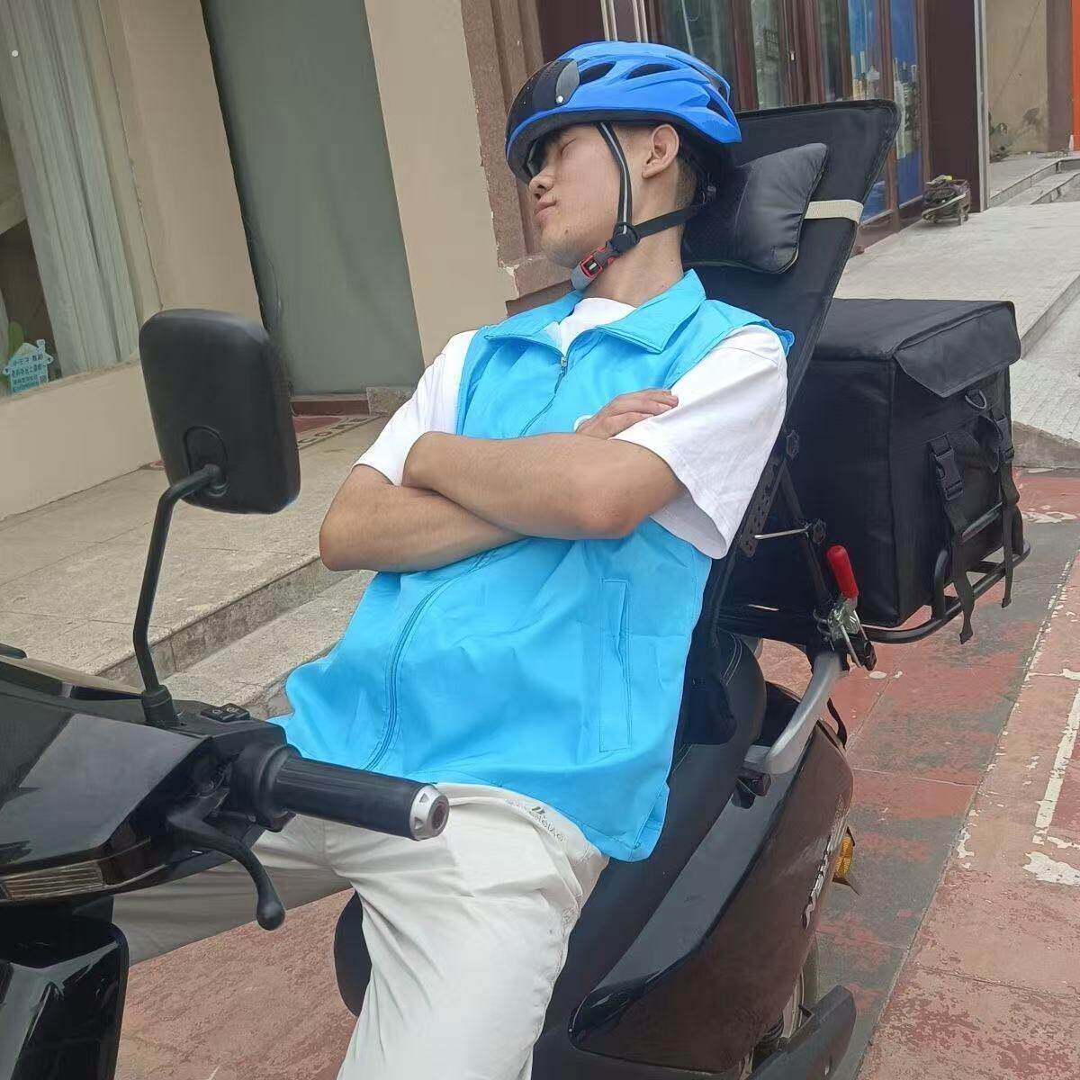 电动车靠背通用可伸缩折叠外卖骑手电动摩托车多功能护腰托腰神器