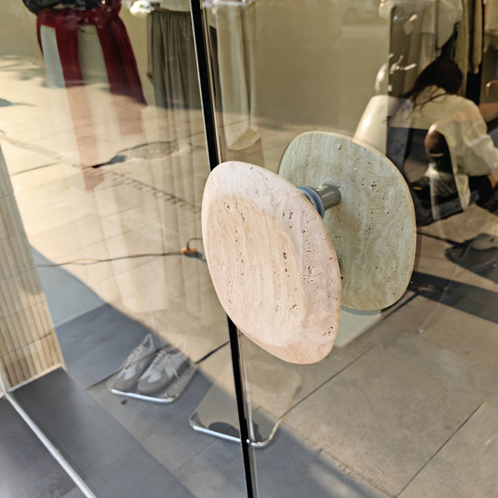 天然石头玻璃门把手轻奢简约ins风服装店商铺大门拉手洞石门把手