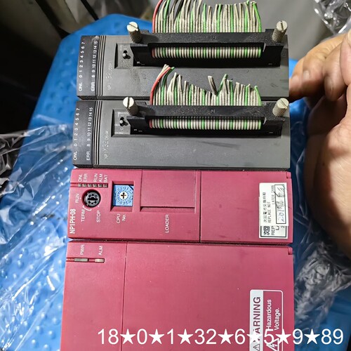plc模块 NP1S-22 NP1PH-08 NP1X3
