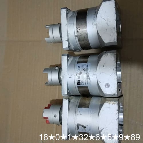 精密行星减速机PLF090-L1-10-S2-P2三个，