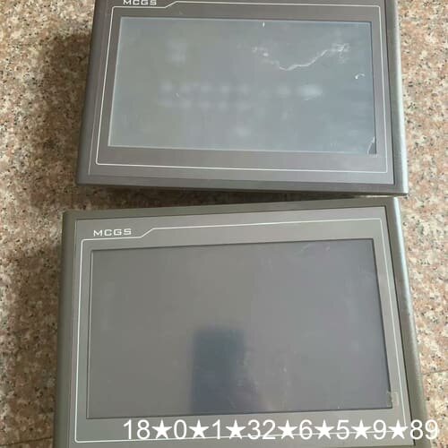 昆仑通态触摸屏TPC1061Ti 有2台 成色如图