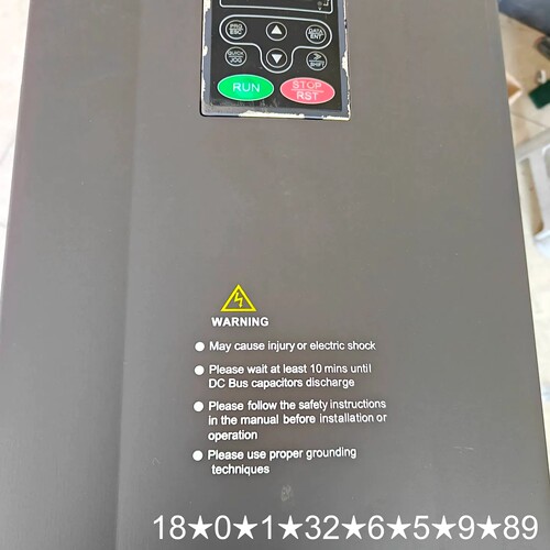 英威腾变频器CHF100A-030G/037P-4，30KW