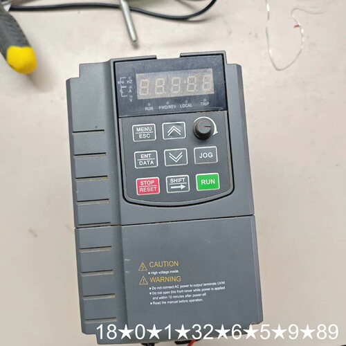 正川变频器HY300A-T3-1R5G/2R2P