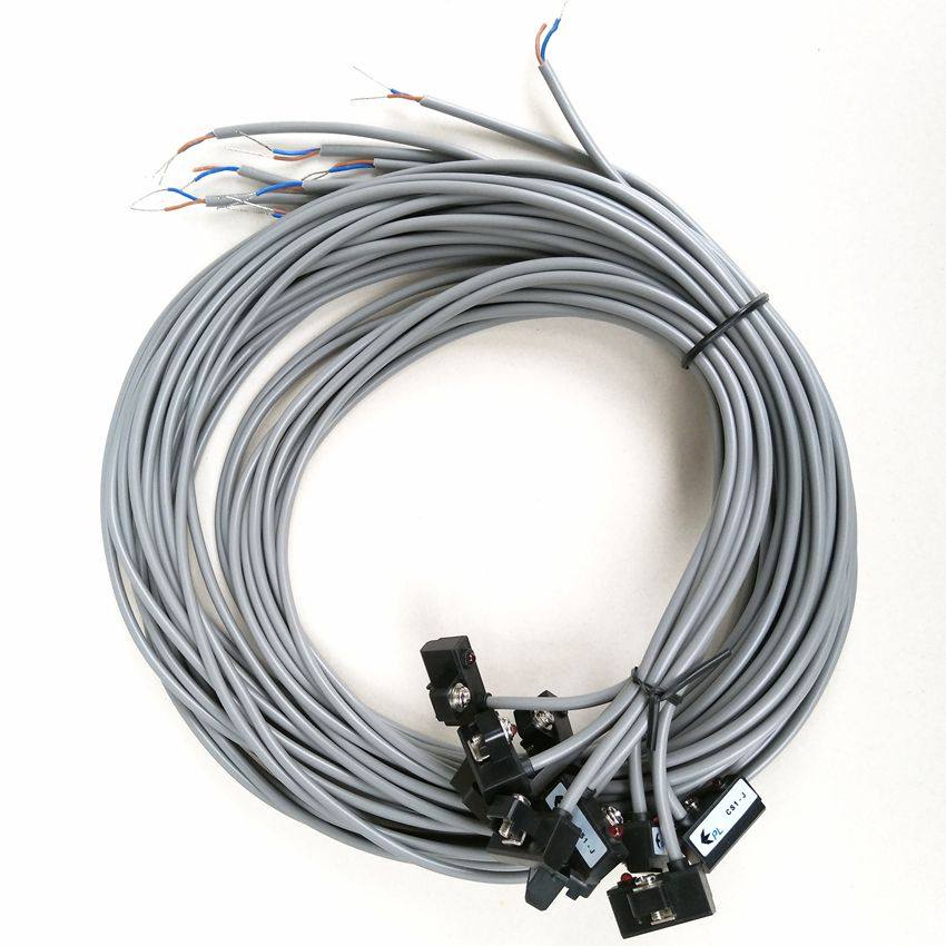 亚德客型气缸用磁性感应开关CS1-J