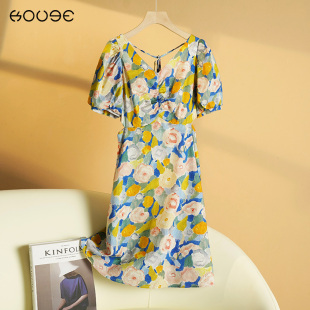 V领缕空大摆a字裙吊带短裙 韩版 油画风碎花连衣裙女夏季 2025年新款