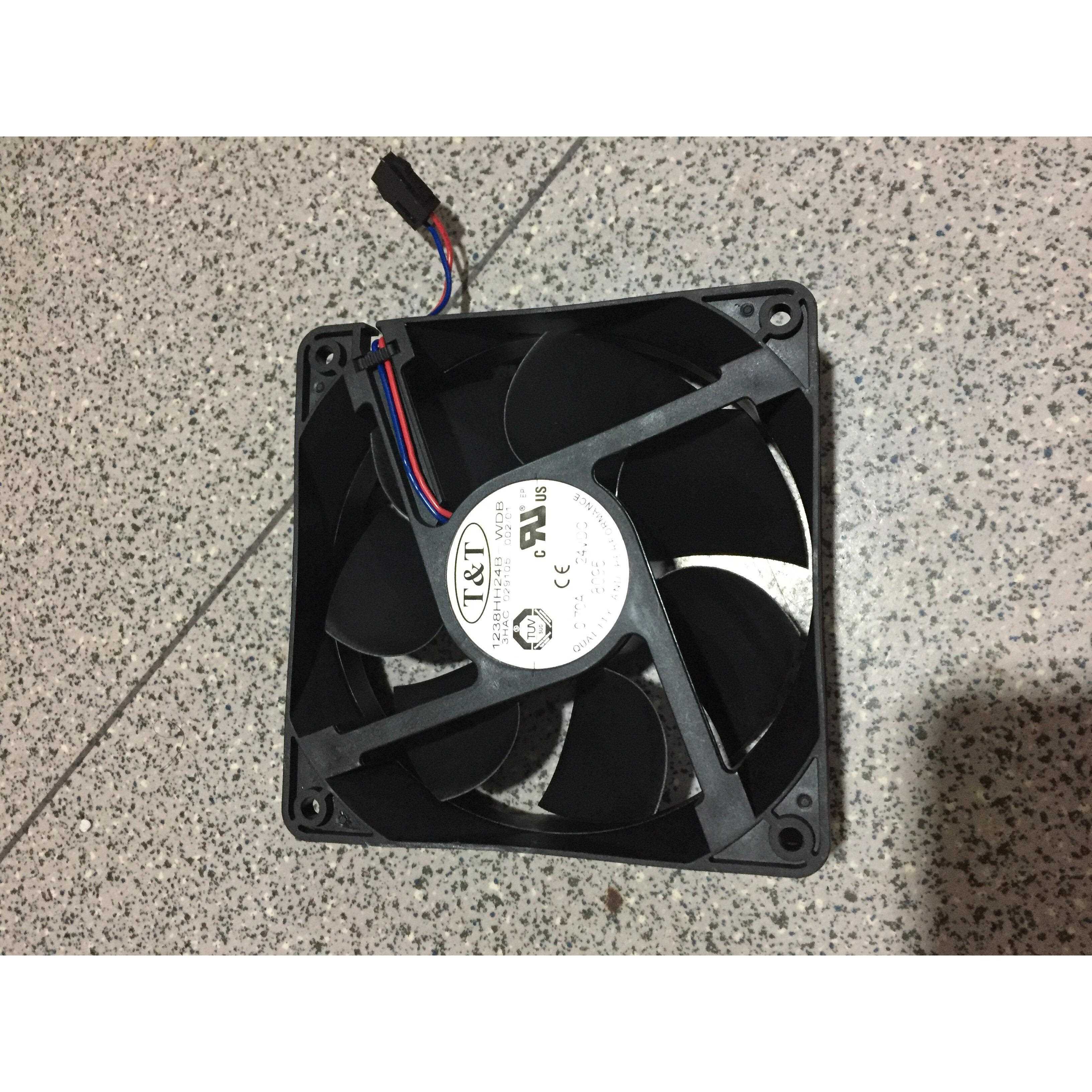 原装进口ABB机器人备品备件配件3HAC029105-001驱动冷却风扇
