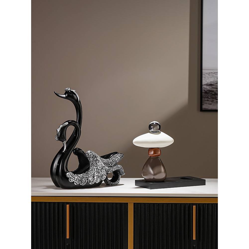 欧厅式酒家摆网红酒高瓶电00643轻奢意档天鹅居件客创酒柜视红装