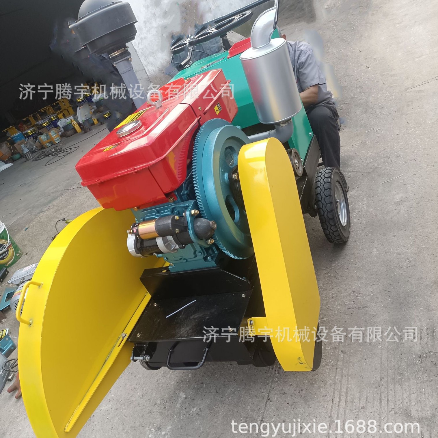 自行走柴油切割机500型混凝土路面用汽油切缝机600型加大锯片切割