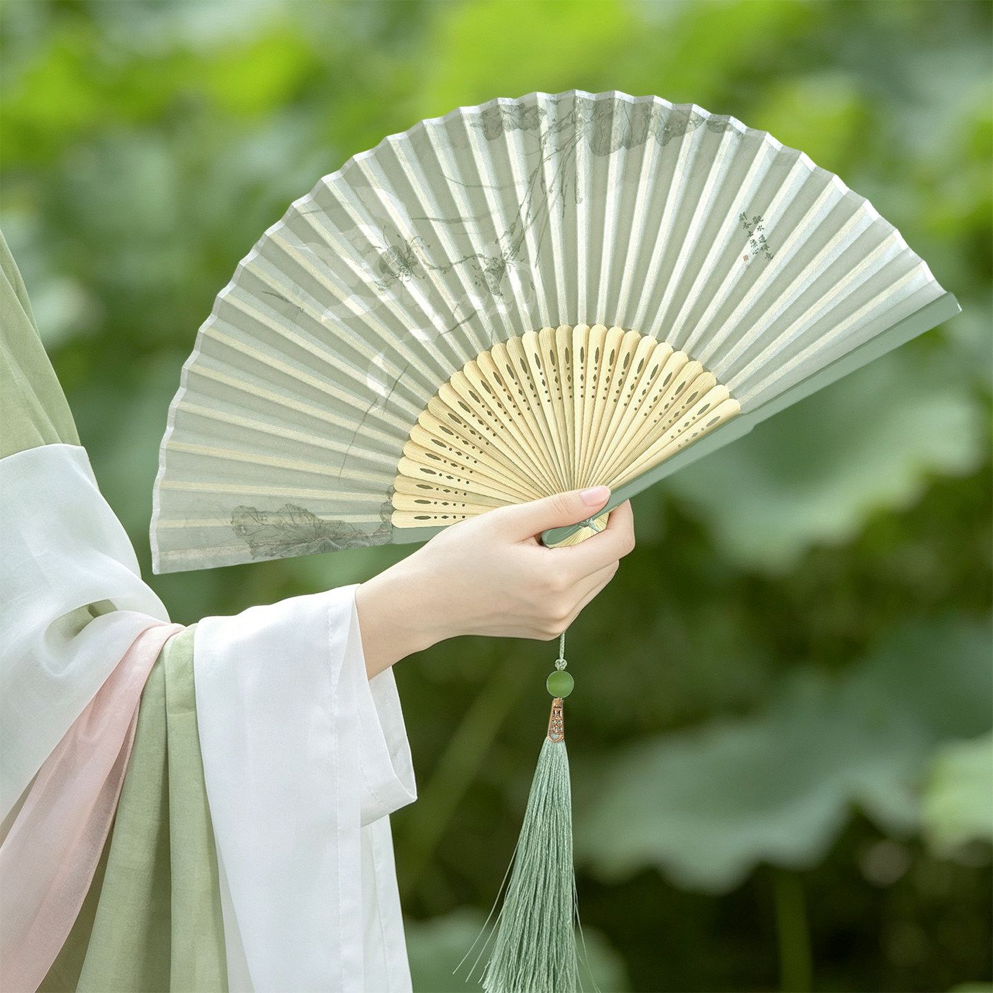 古风竹骨折扇汉服搭配文艺小扇子图片