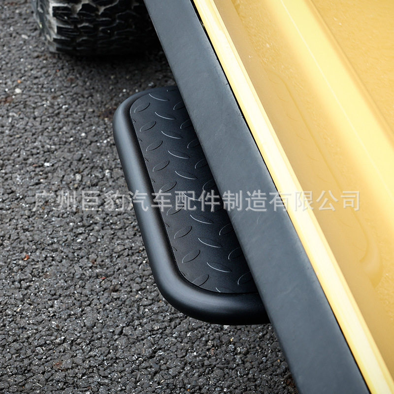 适用于新款吉姆尼脚踏板jb74休闲侧杠改装防撞杠jimny