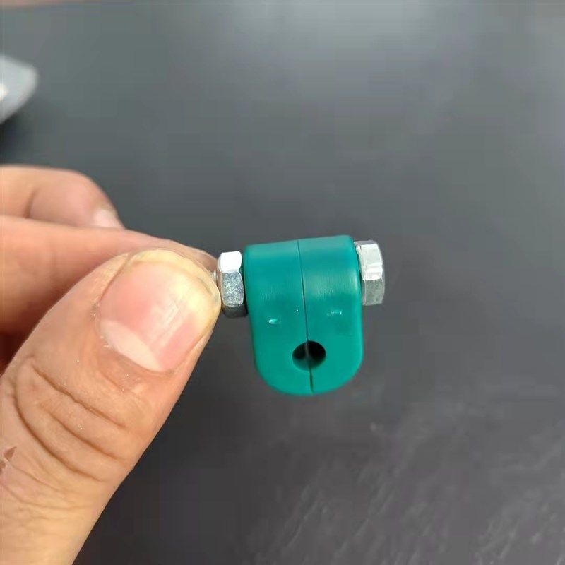 B3小型单孔单螺栓气管夹管卡管支架卡卡箍