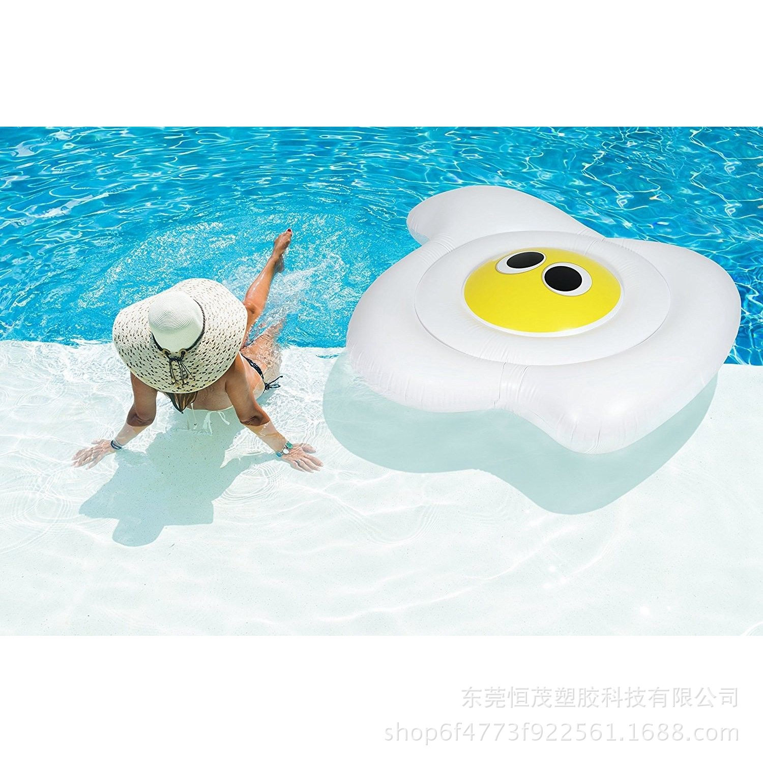 工厂供应PVC充气煎蛋浮排夏季 水上创意成人戏水浮床 圆形漂浮