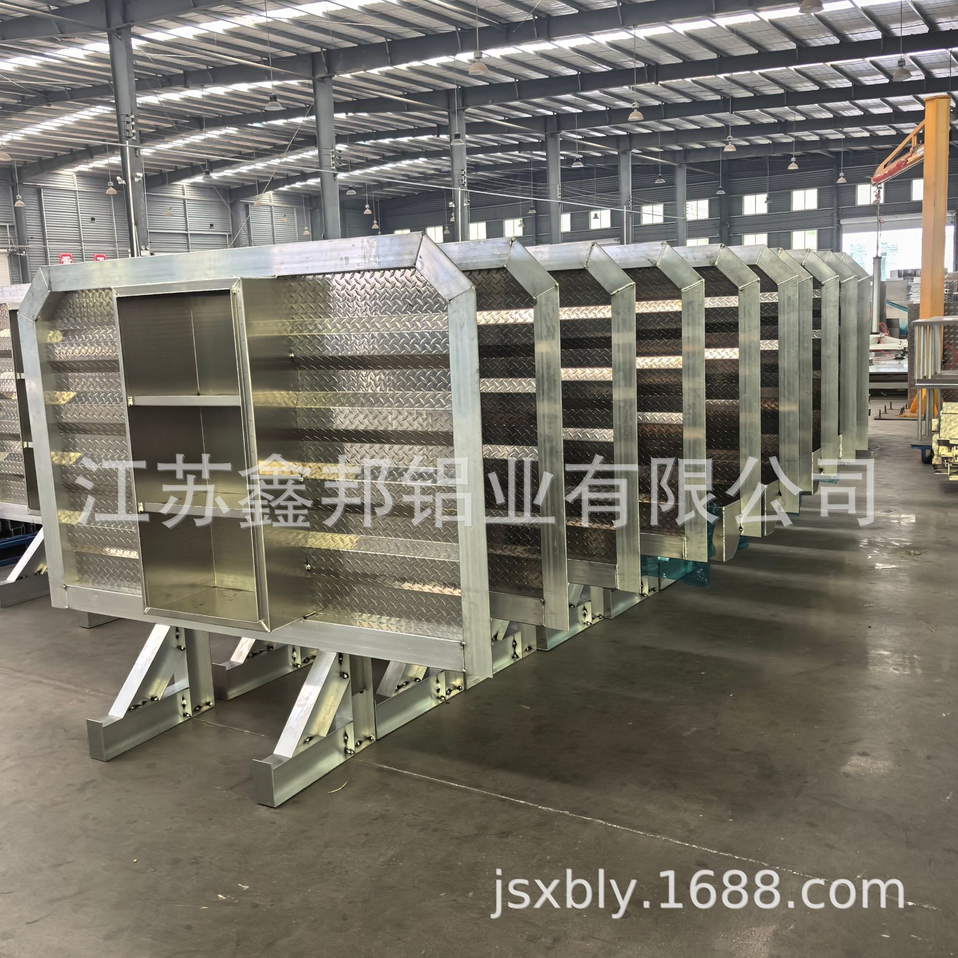 定制铝合金卡车支架工具箱 绳索挂架雨布收纳箱 出口卡车工具铝架