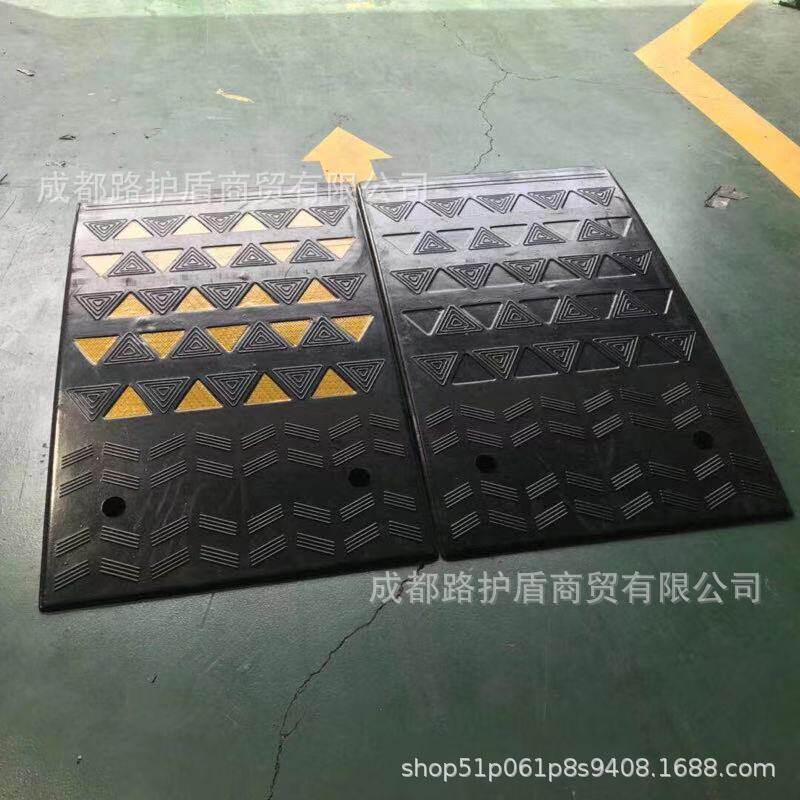 19cm高橡胶台阶垫斜坡垫马路牙子汽车门槛垫路沿坡上坡爬坡三角垫