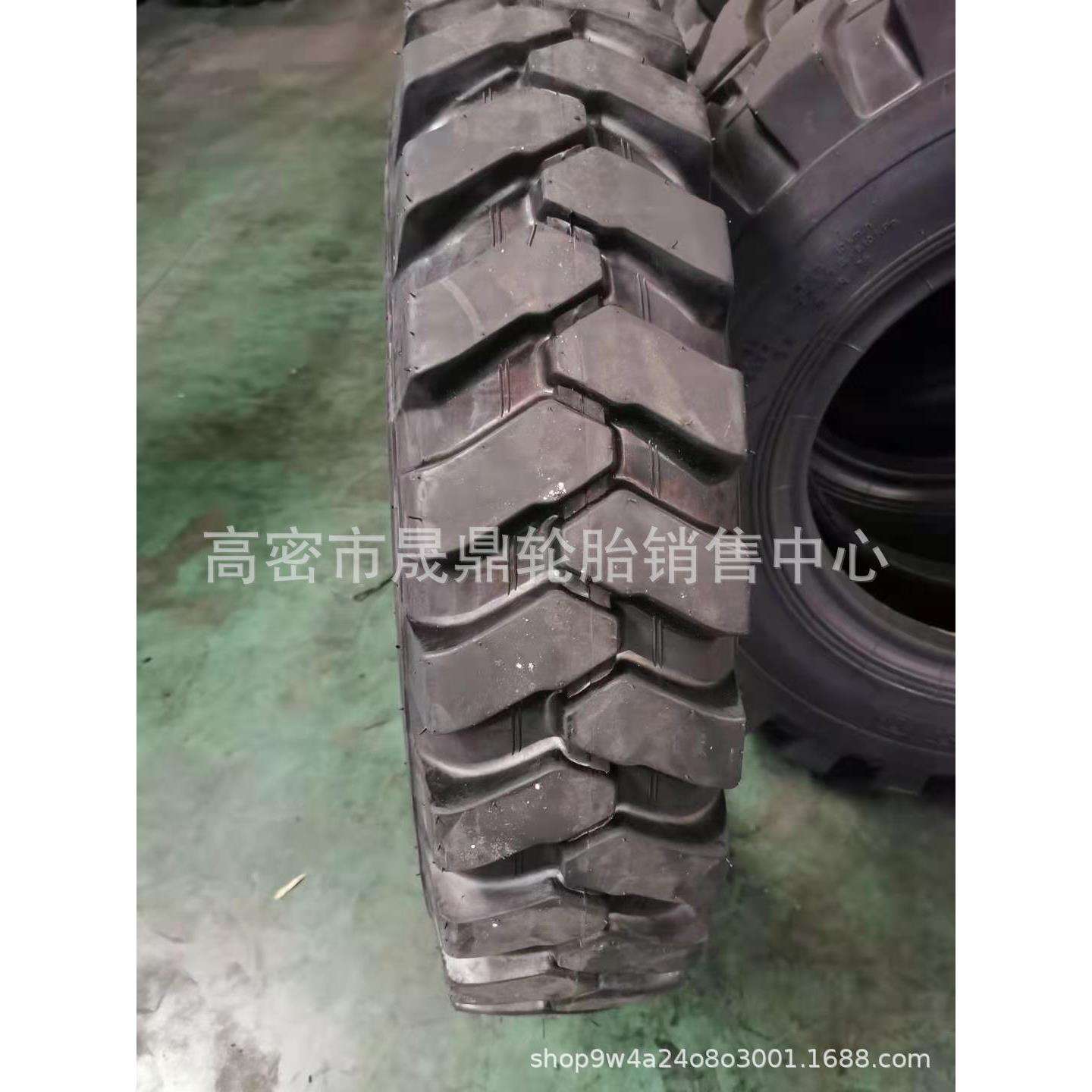 新源挖机轮胎750-825-16 9.75-18 1000 900-20越野矿山人字夹垫圈