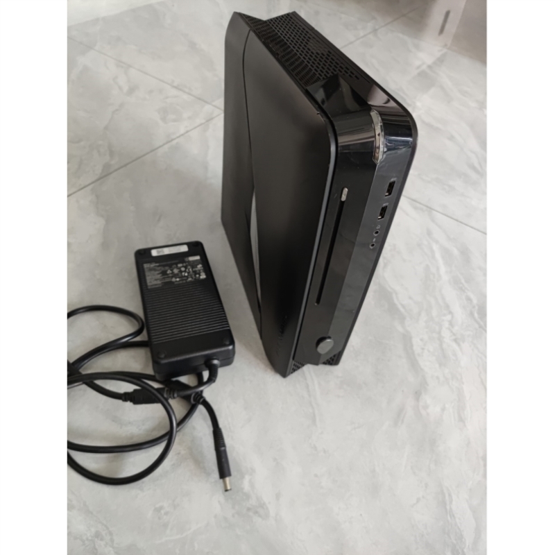 售前询价外星人X51R2空机箱,存外观成色9成新,内部配件齐全不含主