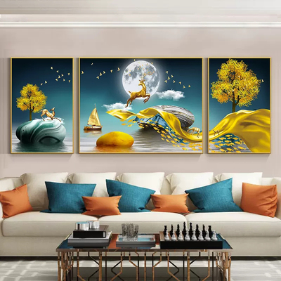 客厅三联装饰画轻奢现代简约挂画沙发背景墙壁画大气金福鱼鹿挂画