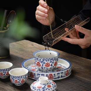 青花釉里红缠枝莲可悬停旋转三才盖碗不烫手泡茶碗家用陶瓷功夫杯