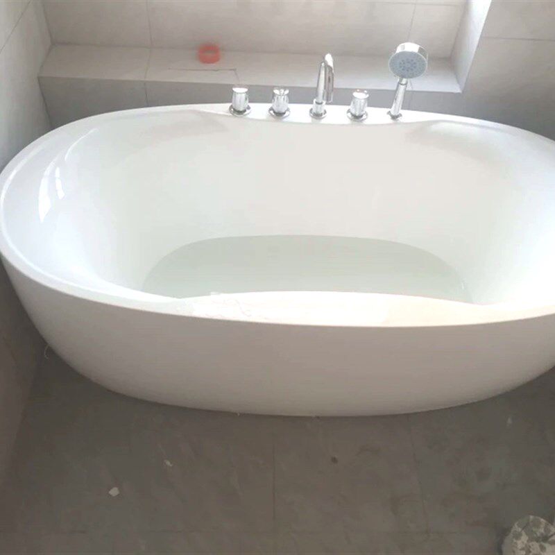 家用别墅豪华恒温冲浪按摩浴缸亚克力椭圆形一体独立式简约浴缸